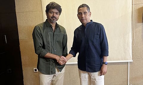மாநிலங்களவை தேர்தல்: முதல்-அமைச்சர் விஜய் முன்னிலையில் பிரவீன் சக்கரவர்த்தி வேட்புமனு தாக்கல்