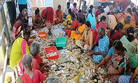 பழனி முருகன் கோவிலில் உண்டியல் காணிக்கை ரூ.3.27 கோடி