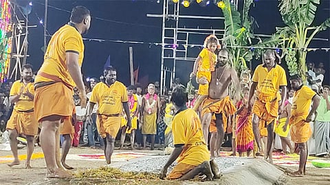 திருவள்ளூர் மாவட்டம் தாமரைப்பாக்கம் கங்கையம்மன் கோவில் திருவிழா