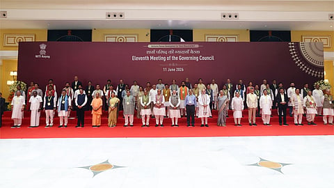 ”நாட்டின் வளர்ச்சிக்கு ஒன்று சேர்ந்து உழைப்போம்” - நிதி ஆயோக் கூட்டத்தில் பிரதமர் மோடி பேச்சு