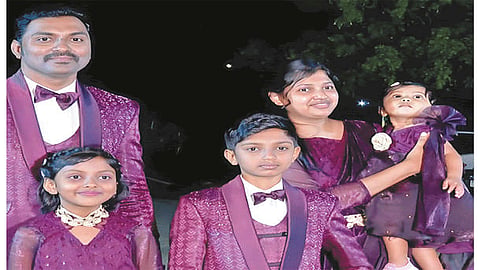 அபூர்வ நிகழ்வு: ஒரே குடும்பத்தில், ஒரே தேதியில் பிறந்த 3 குழந்தைகள்