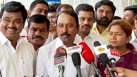ஆட்சியை பிடிக்க நினைத்தது யார்? மு.க.ஸ்டாலினுக்கு அமைச்சர் செங்கோட்டையன் கேள்வி