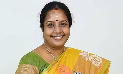 பாஜக தேசிய மகளிரணி தலைவர் வானதி சீனிவாசன்