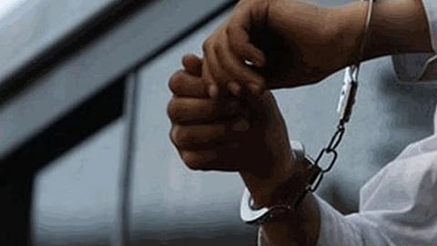 வீட்டில் தனியாக இருந்த இளம்பெண்ணுக்கு பாலியல் தொல்லை: வாலிபர் கைது