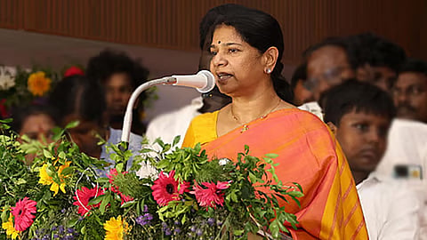கனிமொழி