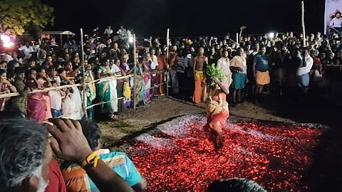 கடலூர் மாவட்டம் பூதவராயன்பேட்டை கிராமத்தில் திரௌபதி அம்மன் ஆலய தீமிதி திருவிழா நடைபெற்றது.