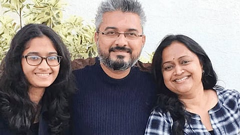 அமெரிக்காவில் தீ விபத்து; ஒரே குடும்பத்தை சேர்ந்த 3 இந்தியர்கள் பலி