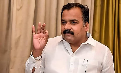 உண்மைக்கு புறம்பாக தமிழக கவர்னரிடம் நயினார் நாகேந்திரன் புகார் அளித்துள்ளார் - மாணிக்கம் தாகூர்