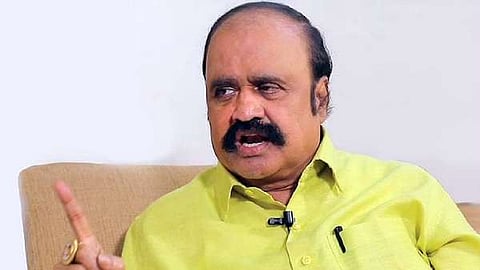 வேலுமணி தலைமையில் அதிமுக எம்.எல்.ஏ.க்கள் தவெகவுக்கு வருவார்கள்: பெங்களூரு புகழேந்தி