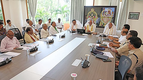 திருப்பதி பிரம்மோற்சவ விழா ஏற்பாடுகள் தொடர்பான ஆய்வுக்கூட்டம்