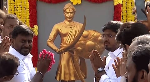 அழகுமுத்துக்கோன் பிறந்தநாளை முன்னிட்டு தமிழக அரசு சார்பில் மரியாதை