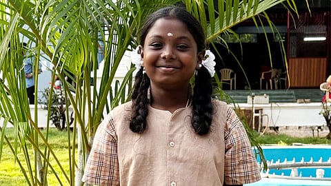 ஈஷாவின் இலவச செஸ் பயிற்சி: குறுமைய அளவிலான போட்டியில் முதலிடம் பிடித்து அசத்திய பழங்குடியின மாணவி