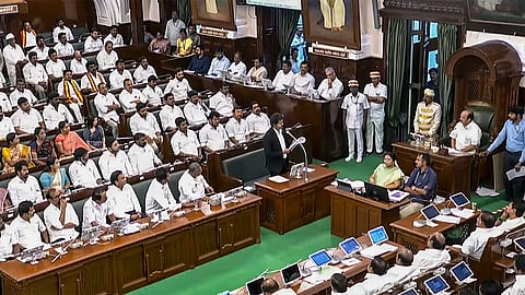 தமிழக பட்ஜெட் ஆகஸ்டு 5-ந் தேதி தாக்கல் - சபாநாயகர் ஜே.சி.டி.பிரபாகர் அறிவிப்பு