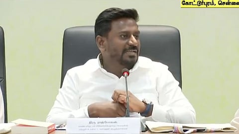 அமைச்சர் ராஜ்மோகன்