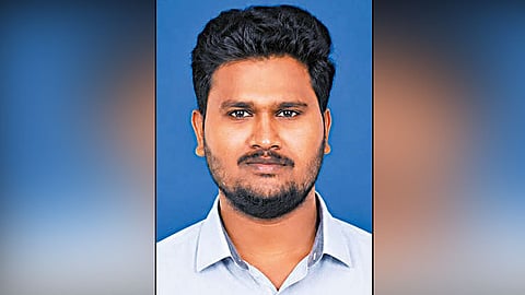 சட்டக்கல்லூரி மாணவர் உலகாதிபதி
