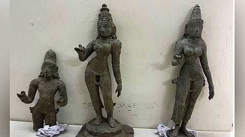 பழங்கால சிலைகள்