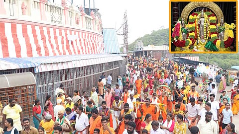 ஞாயிறு விடுமுறை தினத்தை முன்னிட்டு திருத்தணி முருகன் கோவிலில் குவிந்த பக்தர்கள்