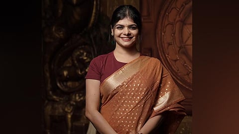 சட்டமன்ற உறுப்பினர் கனிமொழி சந்தோஷ்