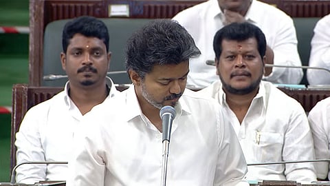 பால் கொள்முதல் விலை லிட்டருக்கு மேலும் ரூ.3 உயர்வு: முதல்-அமைச்சர் விஜய் அறிவிப்பு