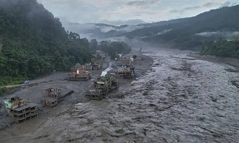 நேபாள பெருவெள்ளம்: உயிரிழந்தோர் எண்ணிக்கை 1,252-ஆக அதிகரிப்பு: மீட்புப்பணிகள் தீவிரம்
