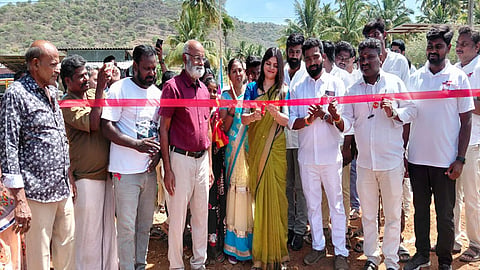ஆனைகட்டியில் வாரச்சந்தை திறப்பு: 10 ஆண்டு கால மக்களின் கோரிக்கை நிறைவேற்றிய எம்.எல்.ஏ கனிமொழி சந்தோஷ்
