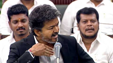 சட்டசபையில் ஏன் பேசுவது இல்லை? தல்-அமைச்சர் விஜய் விளக்கம்