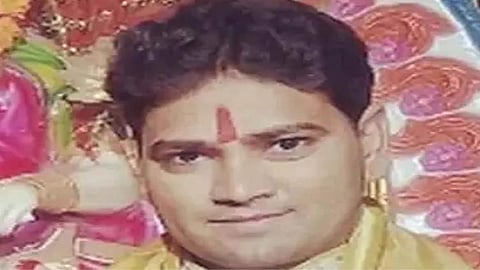 உத்தரபிரதேசம்: சாலை விபத்தில் நாட்டுப்புற பாடகர் பலி