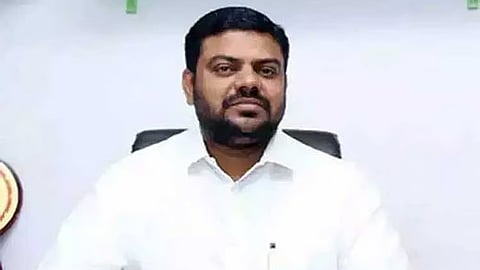 நெல்லையில் இஸ்லாமியர்களை காவல் நிலையத்திற்கு வரவழைத்து பயோமெட்ரிக் பதிவு - எஸ்.டி.பி.ஐ. கட்சி கண்டனம்