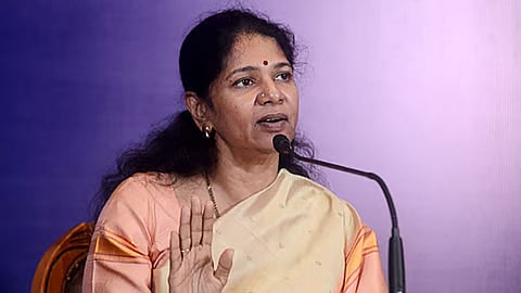அநாகரிக பேச்சு: திமுகவினரை கண்டித்த கனிமொழி