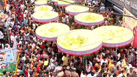 சென்னையில் திருப்பதி திருக்குடை ஊர்வலம் பிரமாண்டமாக நடைபெற்றது