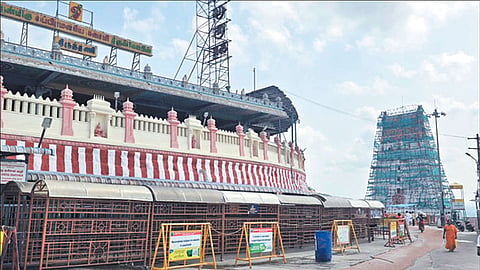 விநாயகரால் முருகன் புறக்கணிப்பு.. வெறிச்சோடிய திருத்தணி முருகன் கோவில்