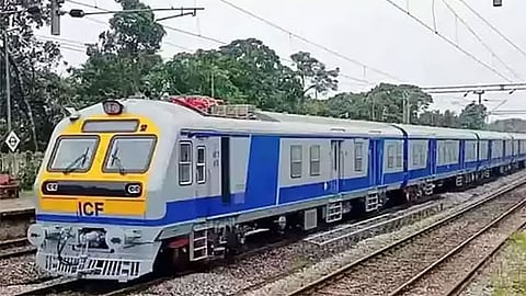 முன்பதிவில்லா சிறப்பு ரெயில்