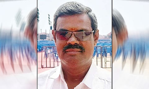 திடீர் மாரடைப்பு.. பயணிகளை பத்திரமாக காப்பாற்றிவிட்டு உயிரிழந்த அரசு பஸ் டிரைவர்