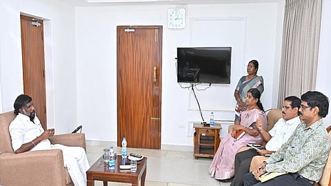 திருச்சியில் கூட்டுறவுத்துறை ஆலோசனைக் கூட்டம்... அமைச்சர் தலைமையில் அதிகாரிகள் ஆய்வு