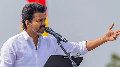 இடைத்தேர்தல் பரப்புரைக்காக தவெக சார்பில் 40 நட்சத்திர பேச்சாளர்கள் அறிவிப்பு