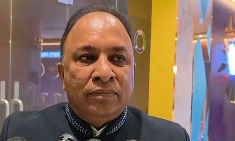 ஆண்டுக்கு ரூ.3,000 கோடி வரி செலுத்துகிறோம் - பிசிசிஐ வெளியிட்ட பரபரப்பு தகவல்