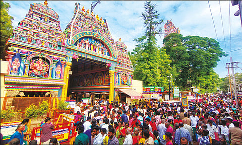 23-ம் தேதி வரை மதுரை மீனாட்சியம்மன் கோவிலில் கட்டண தரிசனம் ரத்து