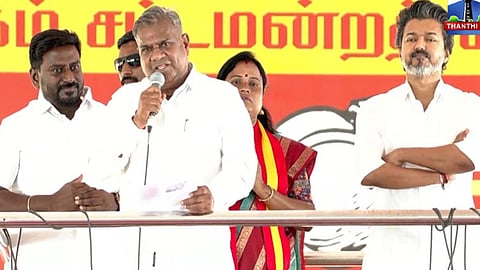 அமைச்சர் ஆனந்த்