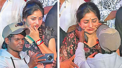 செல்பி எடுக்கும் போது நடிகையின் கன்னத்தை கிள்ளிய ரசிகரால் பரபரப்பு