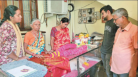 லண்டனிலிருந்து வந்த வாலிபர்