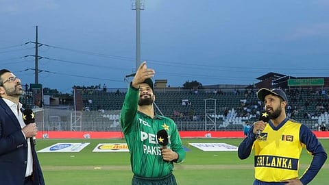 2வது டி20: இலங்கை பந்து வீச்சு தேர்வு
