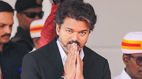 தனி விமானம் மூலம் ஆந்திரா புறப்பட்டார் முதல்-அமைச்சர் விஜய்