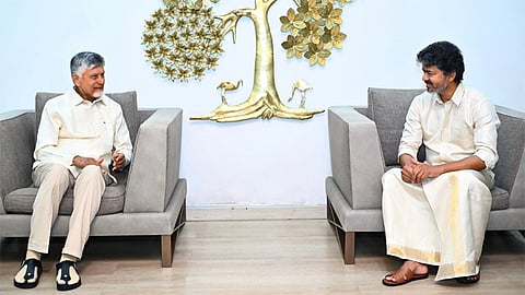 ஆந்திராவில் சந்திரபாபு நாயுடு - விஜய் சந்திப்பு: இருவரும் பேசியது என்ன..?