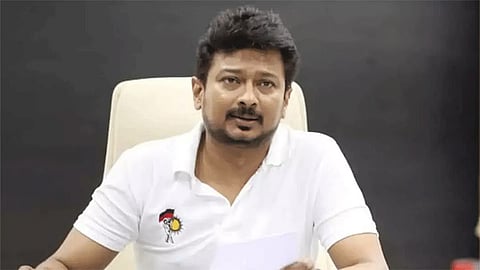 உதயநிதி ஸ்டாலினுக்கு எதிரான வழக்கை விசாரணைக்கு எடுக்க எத்தனை நாட்களாகும்? - கீழ்கோர்ட்டுக்கு ஐகோர்ட்டு கேள்வி