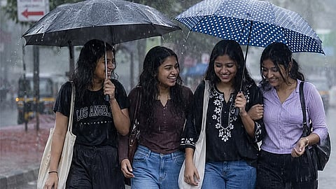 தமிழகத்தின் 19 மாவட்டங்களில் இரவு 7 மணி வரை மழைக்கு வாய்ப்பு