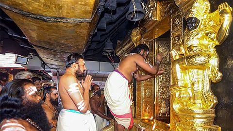 சபரிமலை அய்யப்பன் கோவில் நடை நாளை திறப்பு