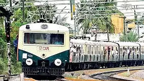 தாம்பரம்-கூடுவாஞ்சேரி இடையே சிறப்பு மின்சார ரெயில்கள் இயக்கம்