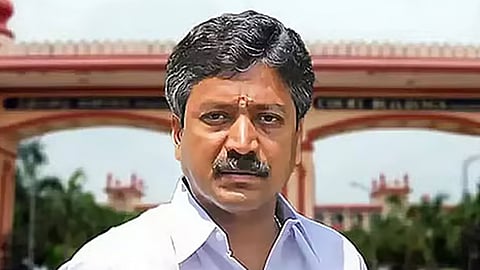 மறப்போம், மன்னிப்போம்... அதிமுக ஒன்றிணைய வேண்டும் - சி.வி. சண்முகம்