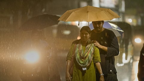 சென்னையின் பல்வேறு பகுதிகளில் பரவலாக மழை