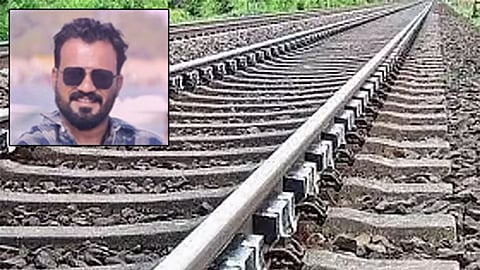 மத்திய பிரதேசம்: 2 மகன்களை கொன்றுவிட்டு அரசு அதிகாரி ரெயில் முன்பு பாய்ந்து தற்கொலை